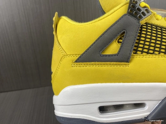 Lightning 4 Air CT8527-700 Retro Jordan 0704